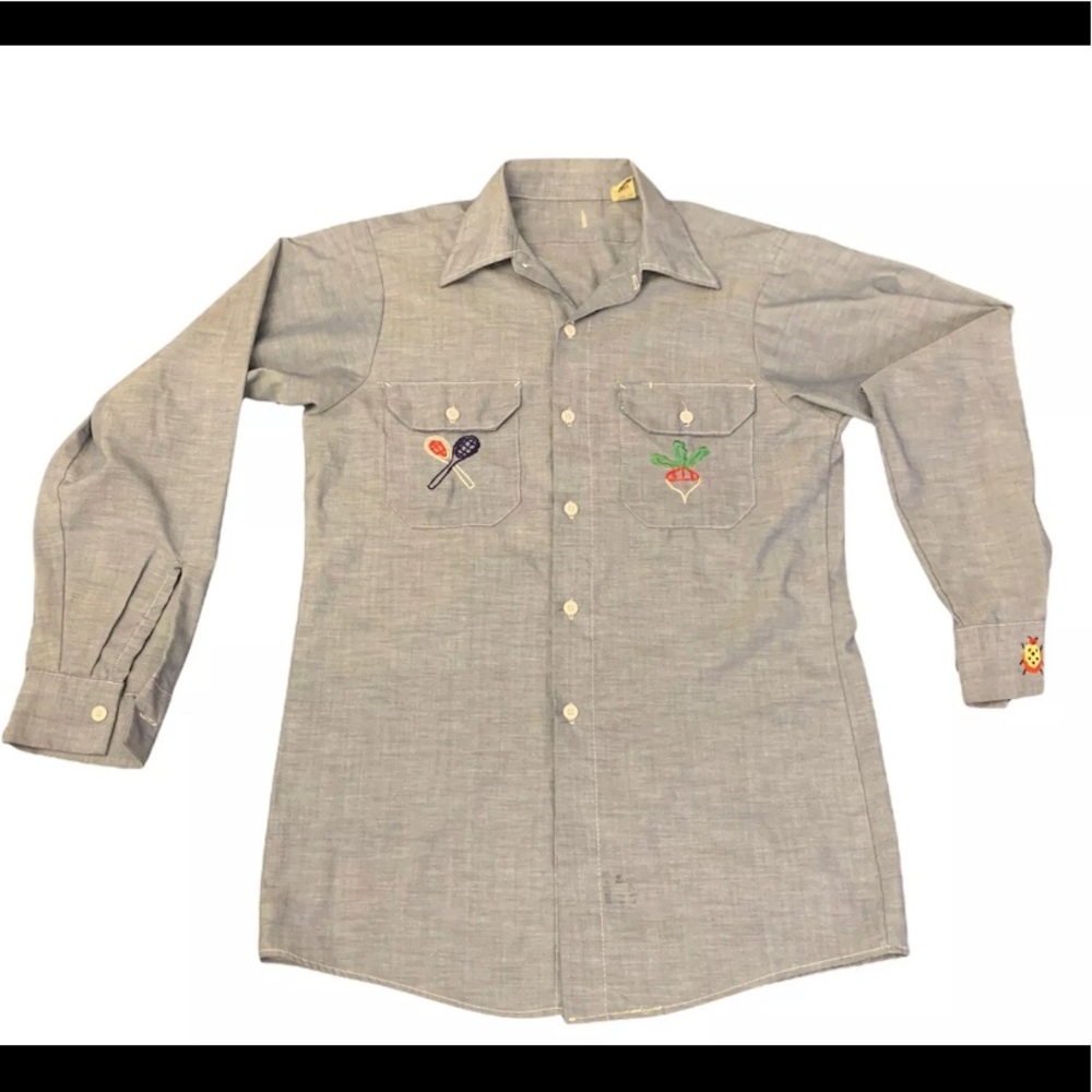 SOLD Vintage Wrangler ￼denim Long Sleeve Embroidered Women’s 14-14.5 S-Medium